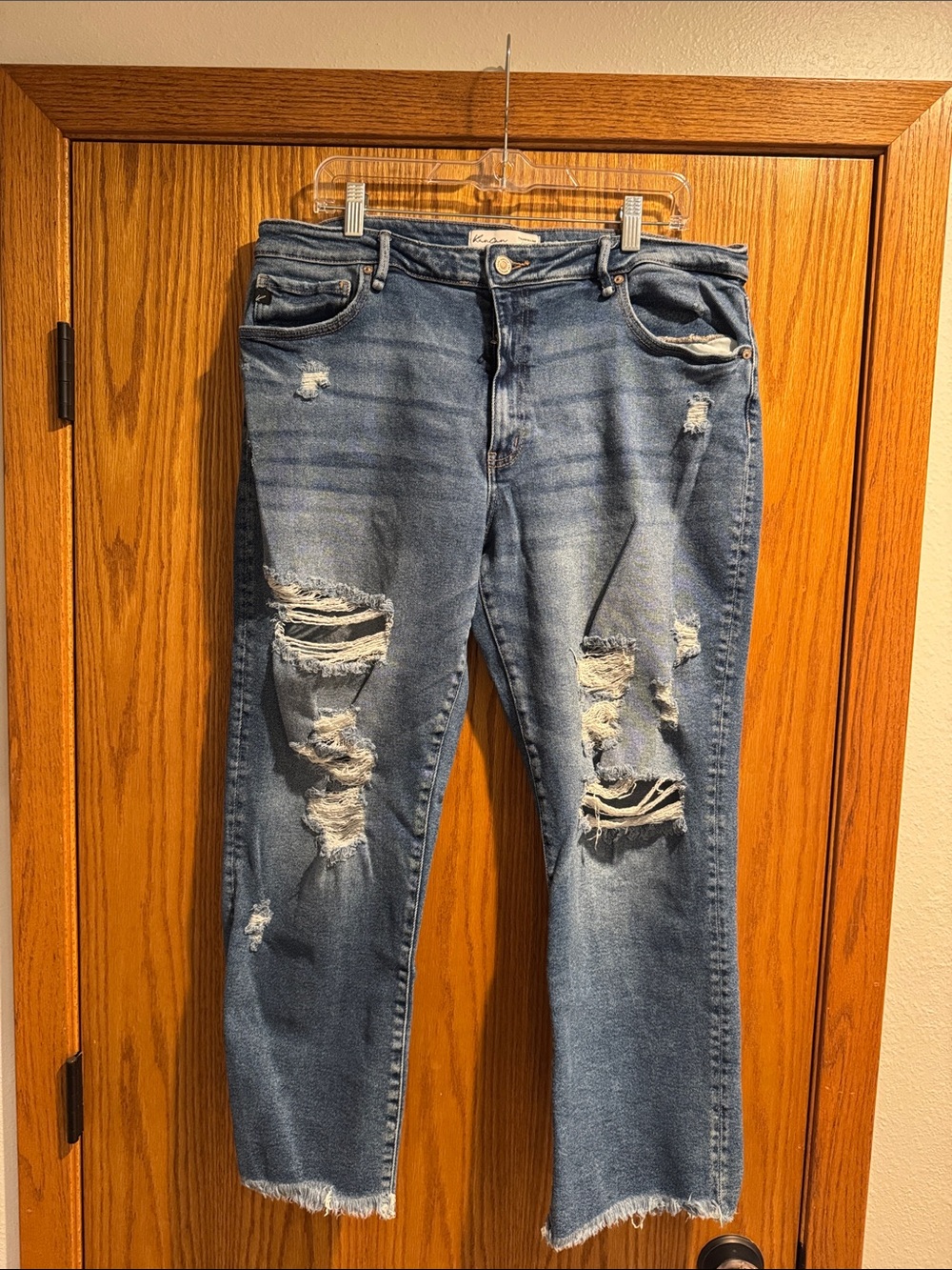 KanCan Ripped Light Blue Cropped Jeans